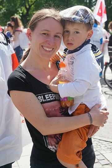 Weitere Bilder der Demonstration der Erzieherinnen und Erzieher am Montag in München