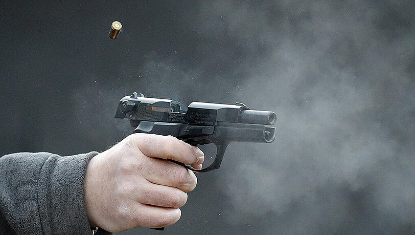 Schüsse aus einer solchen Schreckschusspistole sorgten für einen Polizeieinsatz. (Symbolbild) Schüsse aus einer solchen Schreckschusspistole sorgten für einen Polizeieinsatz. (Symbolbild)
