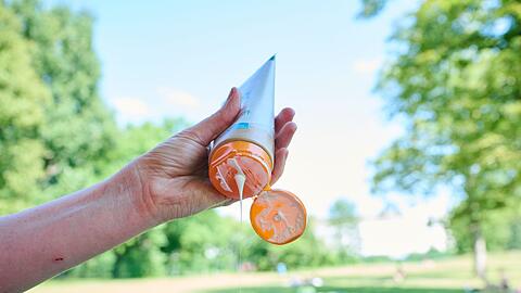 Bei der Wahl der Sonnencreme kommt es auf den Lichtschutzfaktor an.