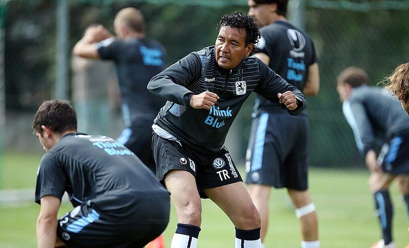 Um Meister zu werden, quält Moniz seine Spieler vom ersten Tag an. Im Trainingslager in Bad Häring kennt er keine Gnade.