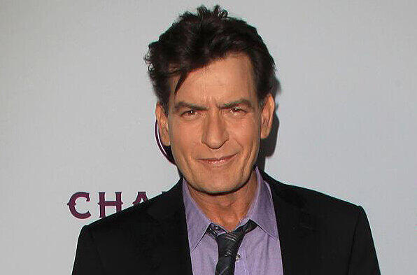 Angeblich plant Charlie Sheen nach seinem Enthüllungs-Interview, die USA zu verlassen.