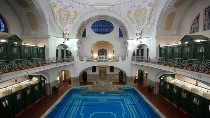 Besonders schick: Das Müller'sche Volksbad. Hier kostet der Eintritt ab sofort 5 Euro.