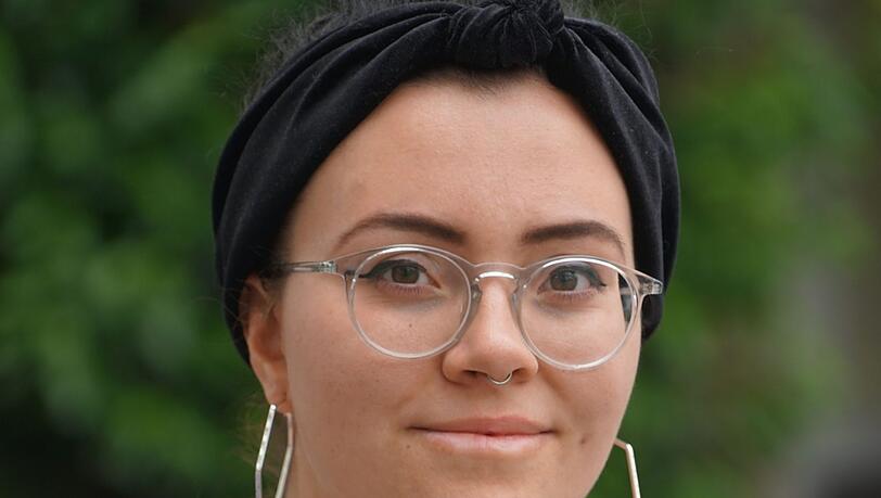 Soraya Sägesser (19), Büroangestellte