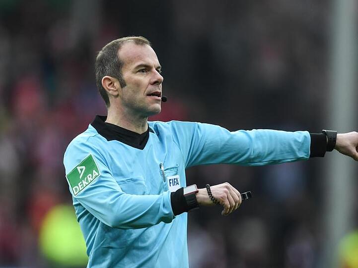 Marco Fritz beschrieb die Stimmung im Kölner Videokeller bei der Wiederaufnahme des Bundesliga-Spielbetriebs als "angespannt".
