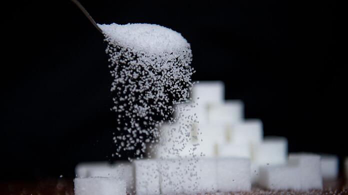Mit ein paar einfachen Tricks kann man seinen Zuckerkonsum deutlich reduzieren. (Symbolfoto)