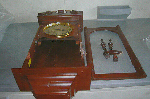 In dieser Wanduhr wurde das Kokain geschmuggelt.