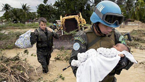 Haiti: UN-Blauhelme in humanitärer Mission Haiti: UN-Blauhelme in humanitärer Mission