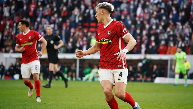 Freiburgs Nico Schlotterbeck hat sich in dieser Saison in den Fokus der Top-Clubs gespielt.