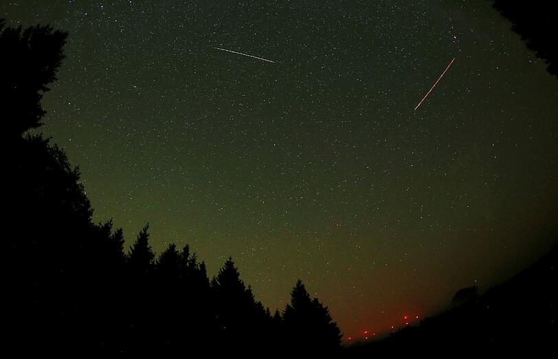 Sternschnuppen-Nacht über Deutschland: Die Bilder aus der Nacht von Mittwoch auf Donnerstag.