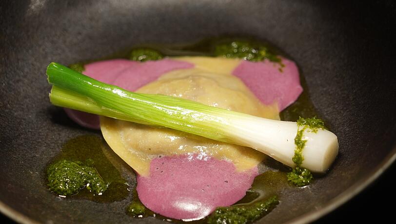 Dritter Gang: Ossobucco-Raviolo.
