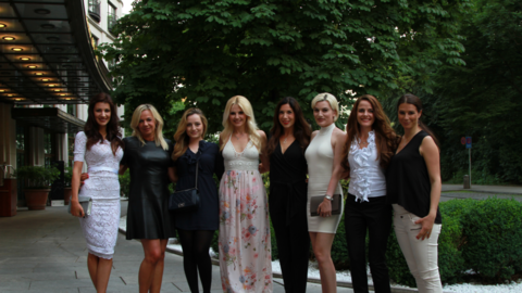 Lothar Matthäus Ex Ariadne Ionannou, PR-Lady Birgit Fischer-Höper (&bdquo;Munich Connexxxions&ldquo;), PR-Lady Grazia Stallone (Niedermaier Pharma), Designerin Vera Röchling, Sopranistin Kriemhild Siegel, Moderatorin Alexandra Polzin, Moderatorin Daniela Vukovic und Schönheitschirurgin Maja Henke (v.l.)