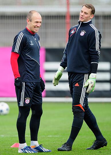 ...zeigte gegen den HSV eine sehr ansprechende Leistung. Und auch Robben muss um seinen Platz in der Startelf bangen. Die Laune ließ er sich davon aber nicht verderben.