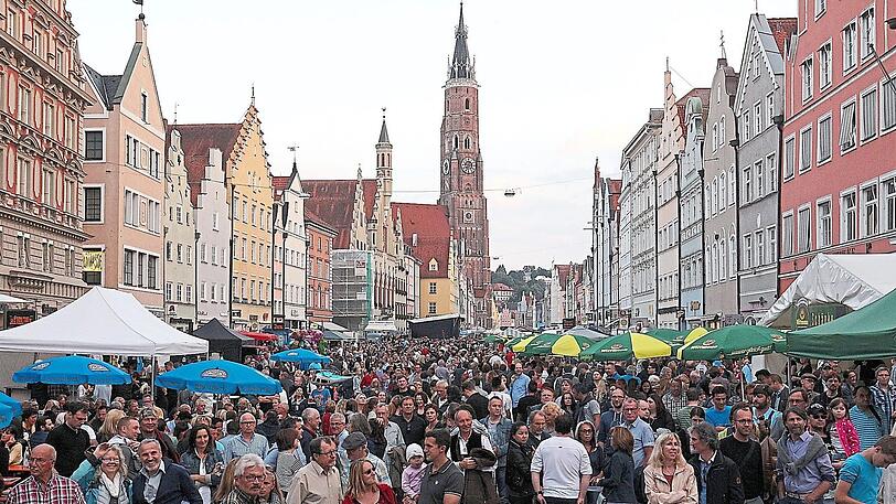 Landshuter Brauhaus auf der einen, Brauerei Wittmann auf der anderen Seite: Dieses gewohnte Bild könnte sich beim Altstadtfest bald ändern.