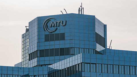Die Firmenzentrale der MTU Aero Engines AG in München (Symbolbild)