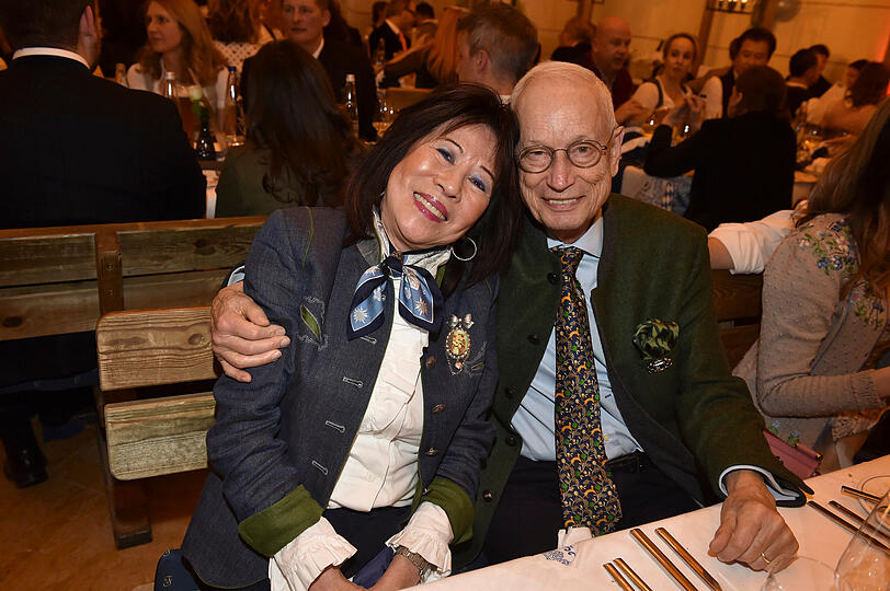 Soo Leng Kuchenreuther und Prof. Dr. Hartmut Kustermann