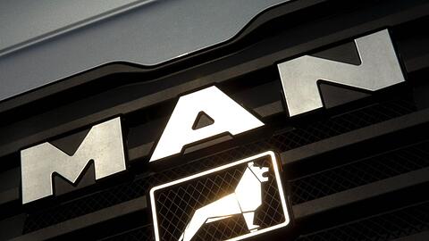 Das Logo des Lastwagen- und Busherstellers MAN Nutzfahrzeuge.
