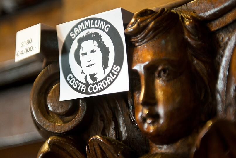 Versteigerung: Costa Cordalis' Einrichtung unterm Hammer.