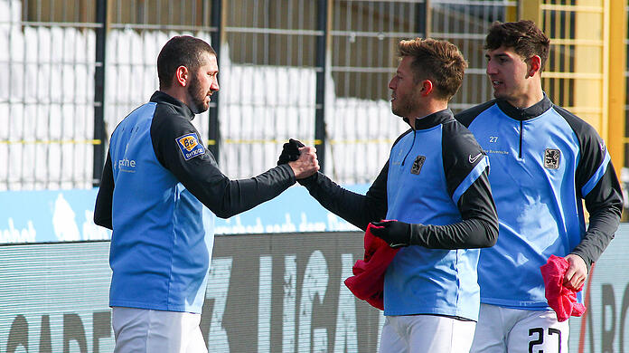 Für Mölders (r.) und Willsch (m.) reicht es wohl gegen Ingolstadt, Belkahia fehlt gesperrt.