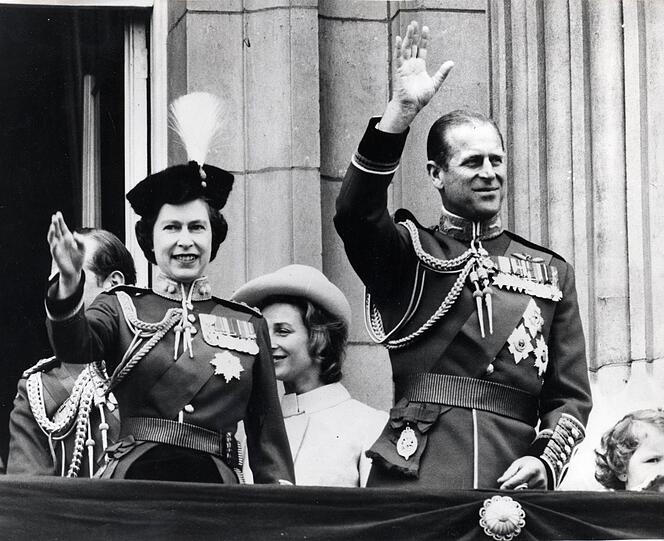 1966: Queen Elizabeth und Prinz Philip bei der "Trooping The Colour"-Parade.