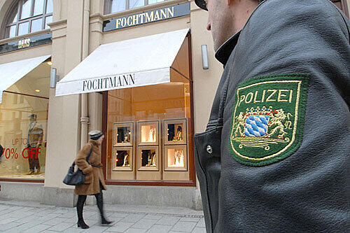 Hier ereignete sich der Überfall: Der Juwelier Fochtmann in der Maximilianstraße.