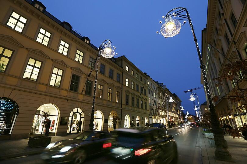 Die Brienner Straße: Jetzt noch herausgeputzer als ohnehin schon.
