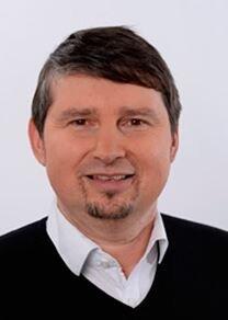 Wolfgang Ritter: "Jetzt ist es höchste Zeit, das Impfen wieder in die Praxen zu verlagern. In Deutschland gibt es 75.000 niedergelassene Praxen, die in der Lage sind fünf Millionen Patienten pro Woche zu impfen." Wolfgang Ritter: "Jetzt ist es höchste Zeit, das Impfen wieder in die Praxen zu verlagern. In Deutschland gibt es 75.000 niedergelassene Praxen, die in der Lage sind fünf Millionen Patienten pro Woche zu impfen."