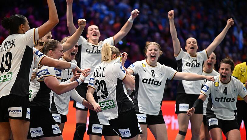 Der Jubel kennt keine Grenzen: Die DHB-Frauen spielen um WM-Gold. Der Jubel kennt keine Grenzen: Die DHB-Frauen spielen um WM-Gold.