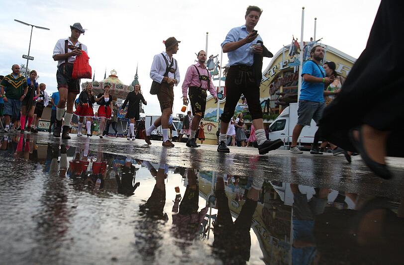 Es ist endlich wieder soweit: München und die Welt feiert die Wiesn. Die besten Bilder des ersten Tages