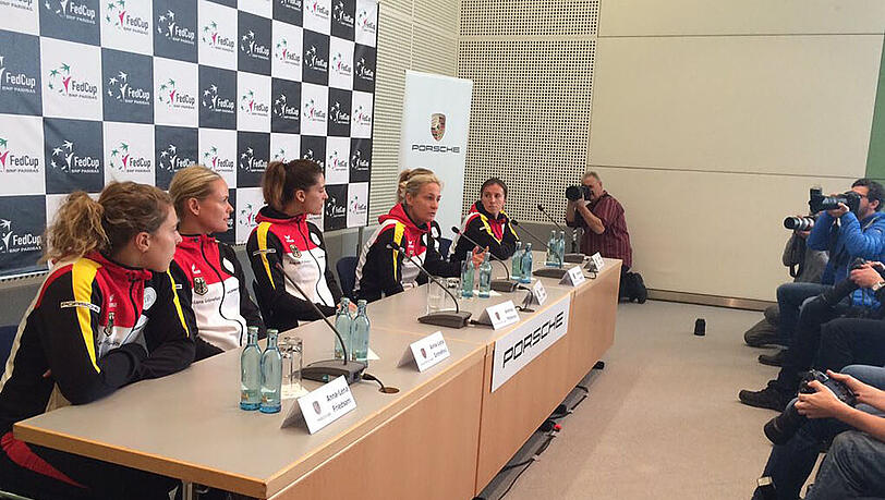 Das deutsche Fed-Cup-Team bei der Pressekonferenz am Mittwoch in Leipzig. Das deutsche Fed-Cup-Team bei der Pressekonferenz am Mittwoch in Leipzig.