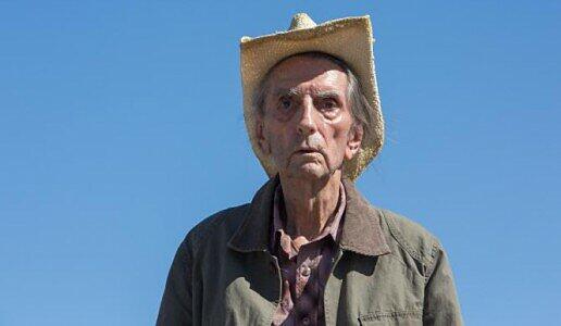 Der Eigenbrötler Lucky (Harry Dean Stanton) ist überzeugter Atheist.
