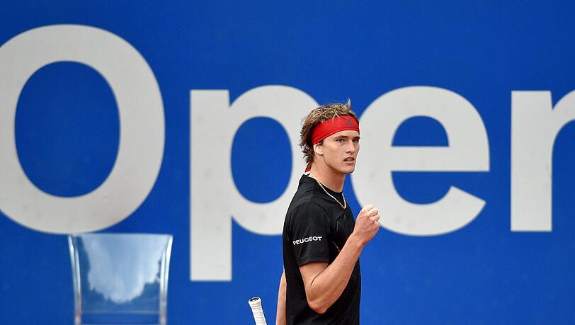 Alexander Zverev wird auch im kommenden Jahr beim Tennisturnier in München aufschlagen. Alexander Zverev wird auch im kommenden Jahr beim Tennisturnier in München aufschlagen.