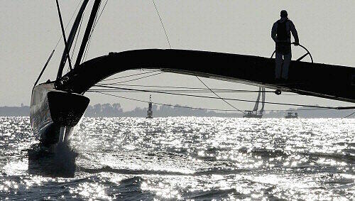 Futuristisch: Trimaran von BMW Oracle Futuristisch: Trimaran von BMW Oracle