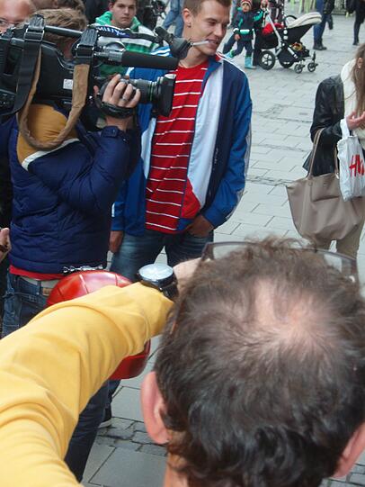David Alaba und Holger Badstuber machen bei einem Videodreh München unsicher.