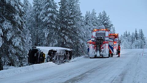 Die Studierenden kamen überwiegend mit dem Schrecken und leichteren Verletzungen davon.