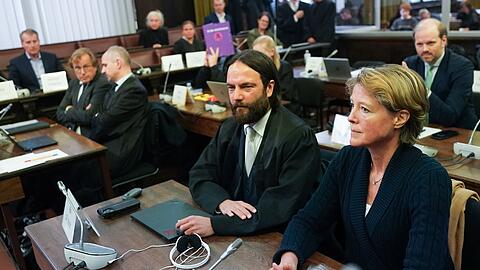 Ein Streik bei einer Fluglinie f&uuml;hrt zu einem Terminausfall im Block-Prozess. (Archivbild)