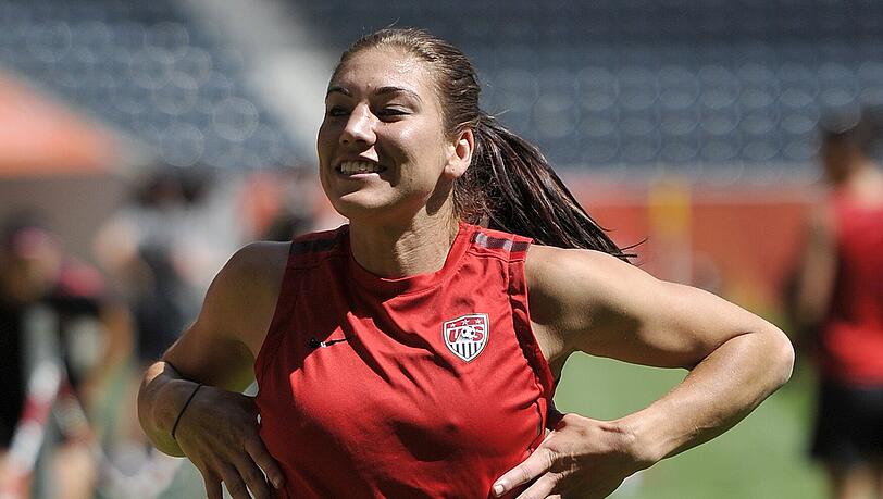 Hope Solo, die Torhüterin der amerikanischen Fußball-Nationalmannschaft. Hope Solo, die Torhüterin der amerikanischen Fußball-Nationalmannschaft.