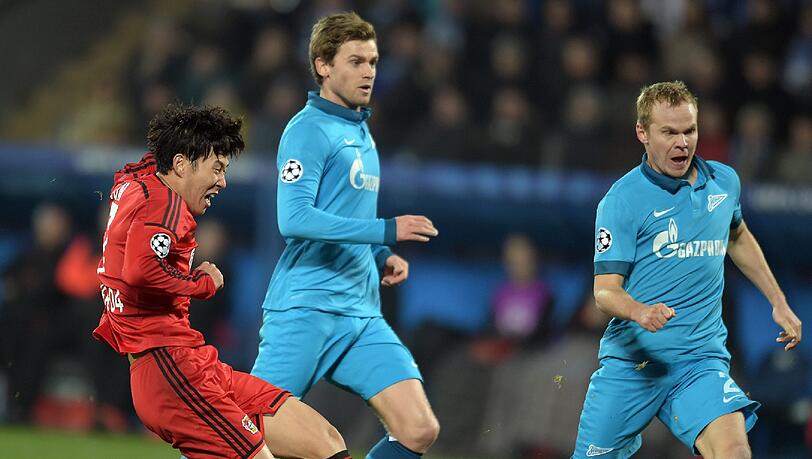 Heung-Min Son schießt Bayer Leverkusen zum Sieg über St. Petersburg. Heung-Min Son schießt Bayer Leverkusen zum Sieg über St. Petersburg.