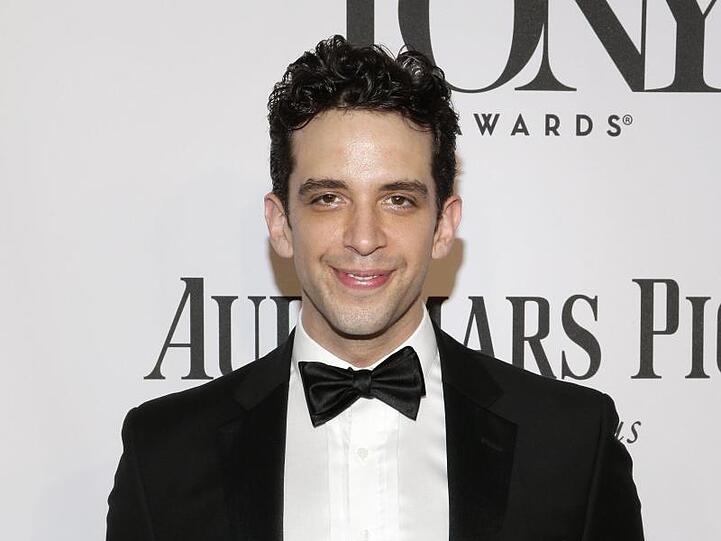 Nick Cordero, in Kanada geborener Schauspieler, ist im Alter von 41 Jahren in Los Angeles gestorben.
