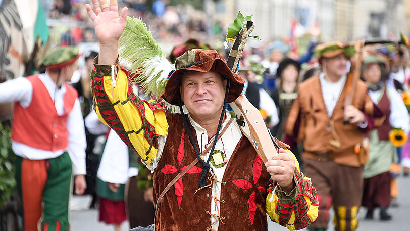 Einzug der Trachtengruppen zum Oktoberfest 2017: Die schönsten Bilder.