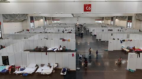 Die Halle C6 vorige Woche: Bis 9. Mai soll sie leer sein.