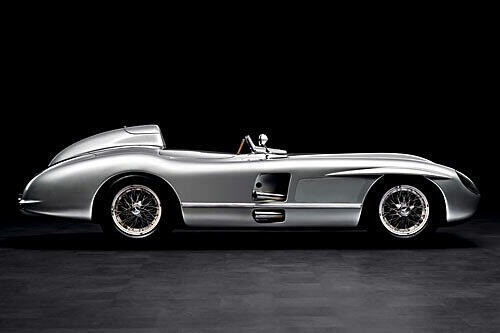 Vorbild: der Mercedes-Benz 300 SLR (W 196 S) von 1955.