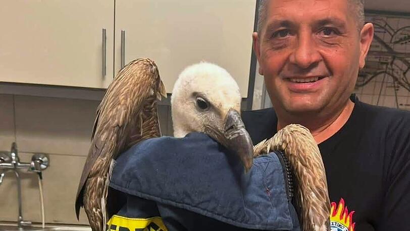 So einen Flieger hat Flughafen-Feuerwehrmann Antonis Petrakis noch nie aus der Nähe gesehen. So einen Flieger hat Flughafen-Feuerwehrmann Antonis Petrakis noch nie aus der Nähe gesehen.
