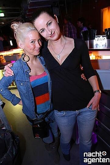 Wie jeden Freitag feierte das Münchner Partyvolk beim IsarCosmos im Neuraun. Mehr Bilder unter: www.nachtagenten.de