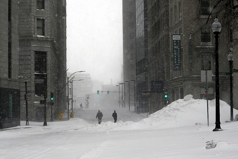 Schneechaos im Nordosten der USA: Bilder aus Boston.