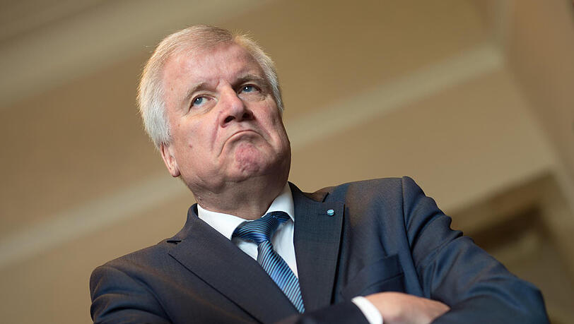 Es ist noch nicht klar, ob Horst Seehofer 2017 als CSU-Spitzenkandidat antreten wird. Es ist noch nicht klar, ob Horst Seehofer 2017 als CSU-Spitzenkandidat antreten wird.
