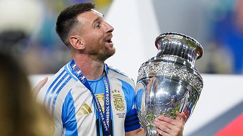 Lionel Messi gewinnt seinen dritten großen Titel mit Argentinien seit 2021