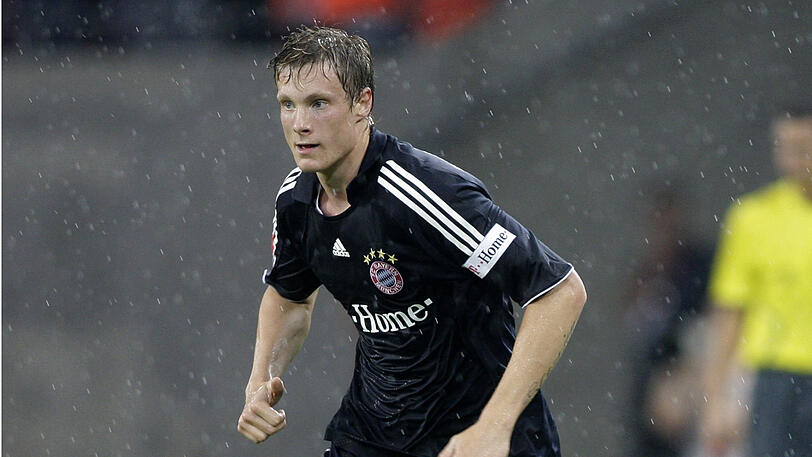Marcell Jansen - 2007/2008: Den Abschied von Marcell Jansen vom FC Bayern nach nur einem Jahr fand sogar Bundestrainer Joachim Löw gut. "Denn in Hamburg hat er nunmehr die Chance, regelmäßig zu spielen. Es ist ein Schritt, der ihn in seiner Entwicklung sicherlich ein Stück weiter bringt", so der Bundestrainer. Der Linksverteidiger hatte sich im Sommer 2007 in Mönchengladbach ins Rampenlicht gespielt. Auf mehr als 17 Bundesligaspiele beim FC Bayern kam Jansen aber nicht.