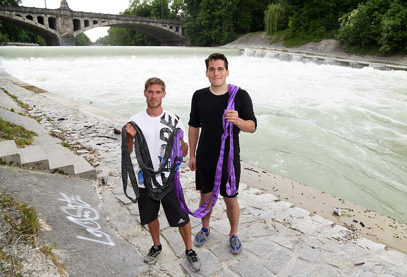 Beide Slackliner: Sören Arlt (rechts) mit Lukas Irmler.