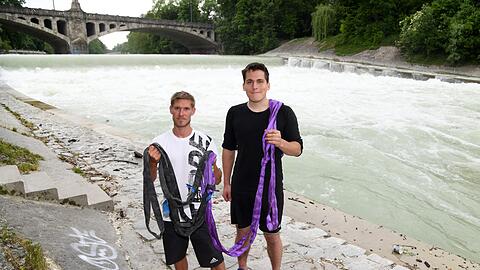 Beide Slackliner: Sören Arlt (rechts) mit Lukas Irmler.