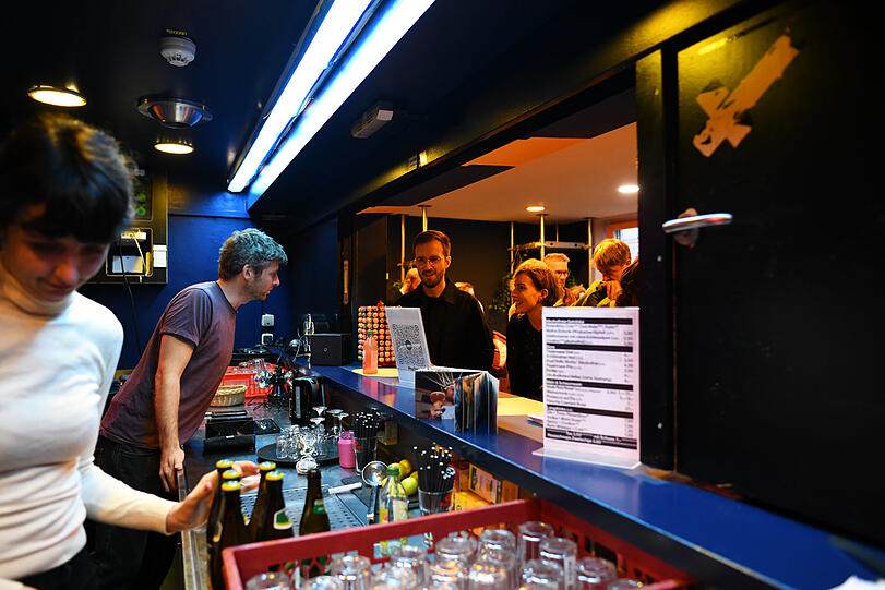 Die neue Bar im Treppenhaus.
